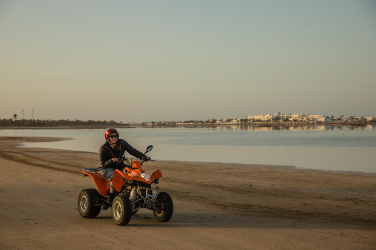 Djerba 1H30 Quad fahren