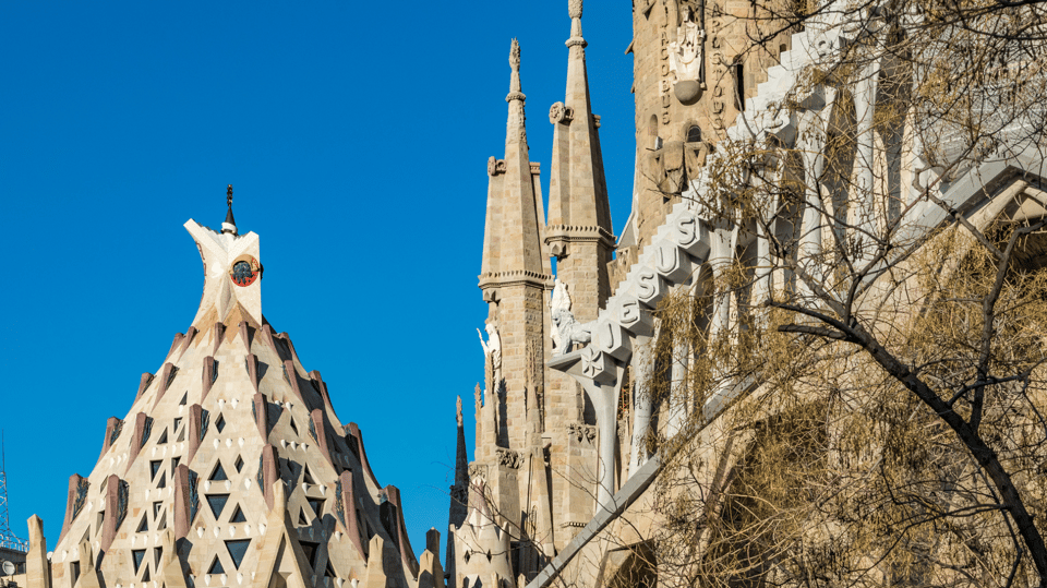 Sagrada Familia Park G Ell And Casa Batll Guided Tour Getyourguide