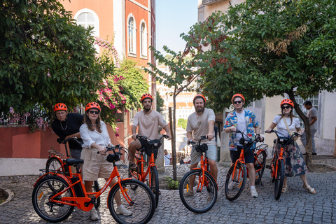 Lisbon: Guided Bike or E-Bike Tour with Viewpoints Private E-Bike Tour