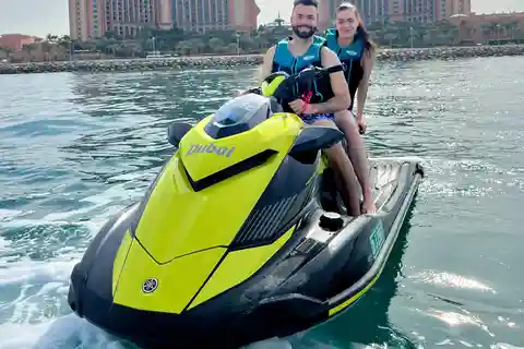 Palm Jumeirah: Tour guiado de 1,5 horas em Jet Ski