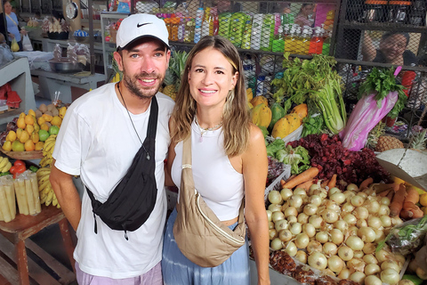 León: Central Market Food Tasting Tour