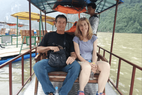 From Guilin: Li River Bamboo Rafting & Xianggong Hill Tour