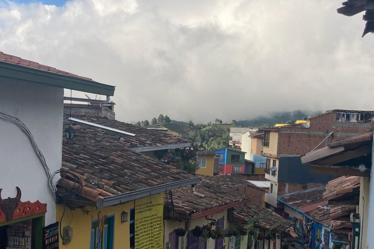 From Medellín: Guatapé and San Rafael 2-Day Adventure