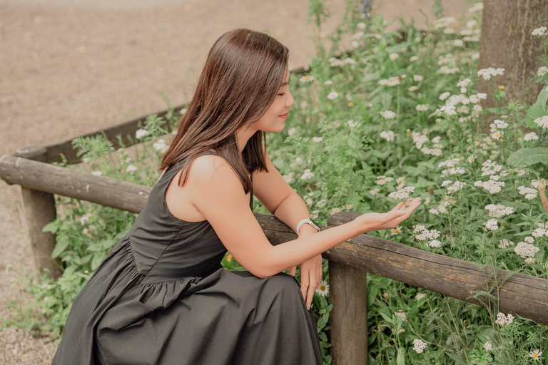 Zurich: Private Professional Photoshoot at Lindenhof