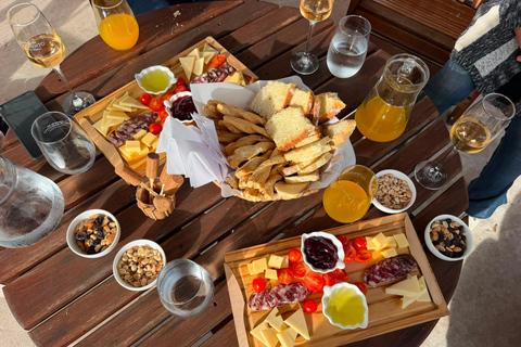 Colonia del Sacramento: Vineyard Tour & Special Wine Tasting