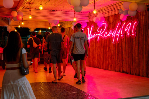 Ao Nang: Passeio guiado por um bar com fotos e uma camiseta