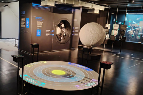 Cali: Explore the City Like a Local Using Public Transportation Cali: Explore the City Like a Local by Public Transportation.