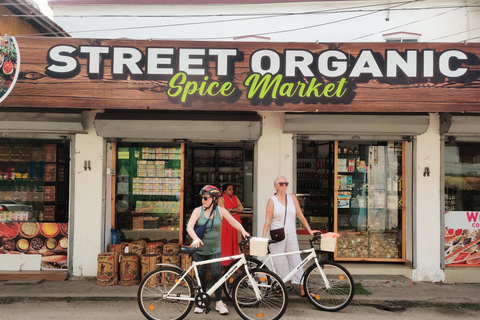 Passeio de bicicleta pelo Bom Dia Kochi