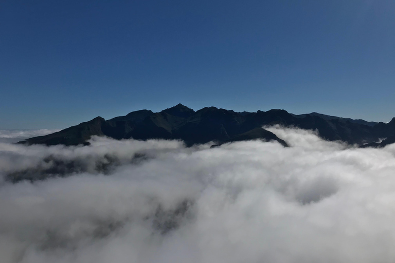 Madeira: Guided Peak Crossing: Pico do Arieiro to Pico Ruivo