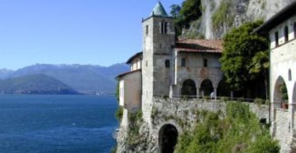 Lake Maggiore: Cruise from Stresa to the Hermitage of Santa Caterina