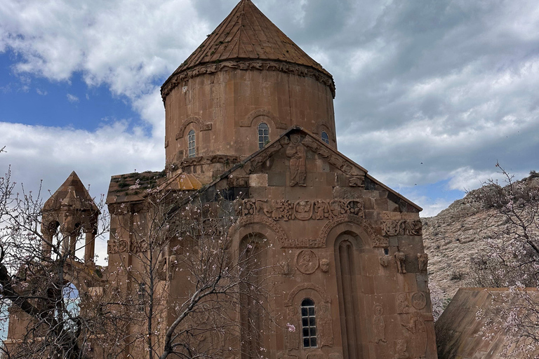 4-Day Lake Van, Kars, Ani, Doğubeyazıt and Mount Ararad Tour All-included option (pick up/drop off Istanbul hotels