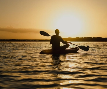 Bacalar at Sunrise: Kayak Adventure with Breakfast & Photos