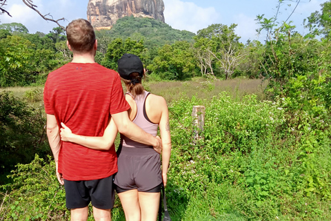From Kandy: Sigiriya Rock Fortress & Dambulla Day Trip