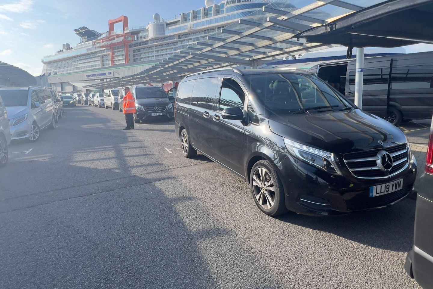 Heathrow Airport to Southampton Ports - Private Transfer