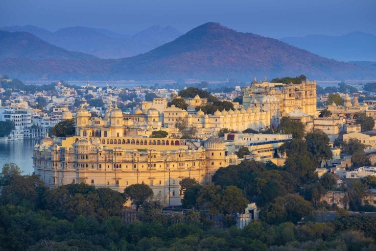 Udaipur: All-Inclusive Guided Udaipur City Private Tour All Inclusive Tour