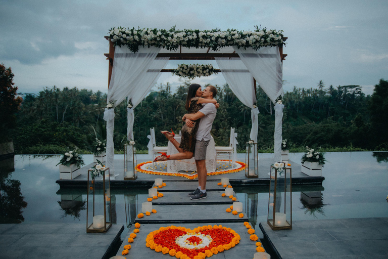 Bali: Ubud Hotel or Resort Professional Photo Shoot