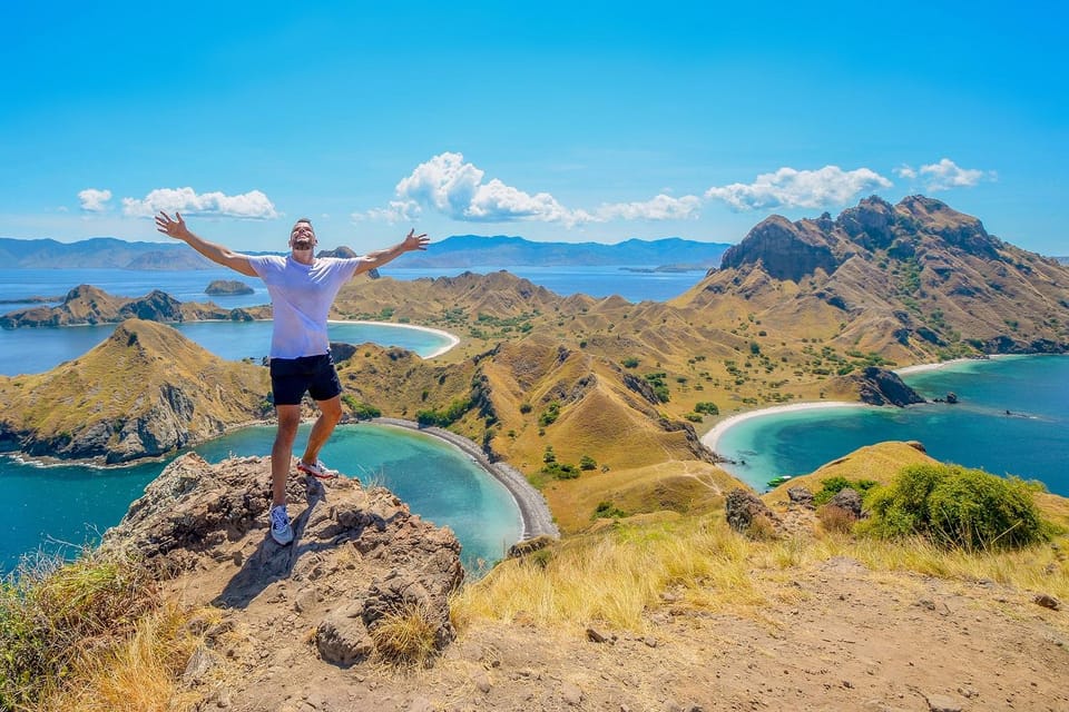 Labuan Bajo وSwim وSlurkel جزيرة كومود مع الغداء - Hizvo