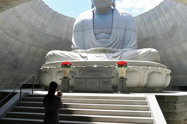 Sapporo: Hill of the Buddha, Lake Toya & Hell Valley Day Tour Only (No Tickets)