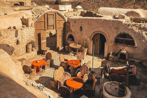 Immersione berbera a Zriba Ollya e degustazione di sapori localiImmersione berbera a Zriba Ollya e assaggio dei sapori locali