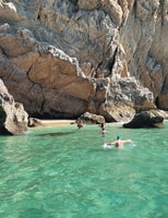 Sesimbra, Secret Bays and Beaches Tour с подводным плаванием - Housity