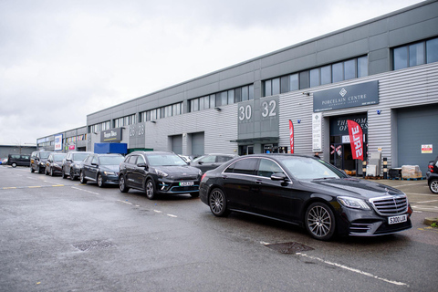 Cambridge and Oxford Universities Tour VIP Car