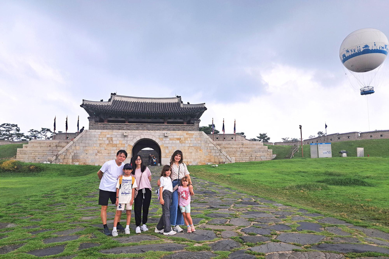 Seoul: Jangtaesan, Starfield Library, & Suwon Day Trip