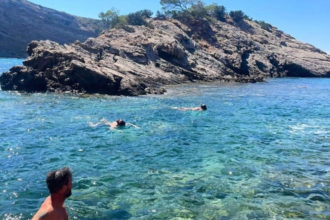 Ibiza: 6 hours of Discovery, Snorkeling, Pirate Cave Discovery Tour with Pick Up