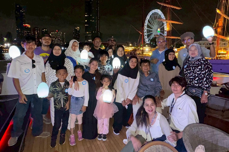 Luxury White Cruise &Premium View &Complimentary Beer & Win White Orchid Dinner on Chao Phraya with Complimentary Beer