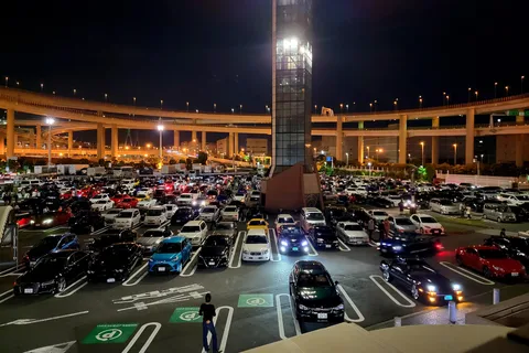 Tokyo: Go Daikoku PA Fast & Furious 3 Sports Car Meet