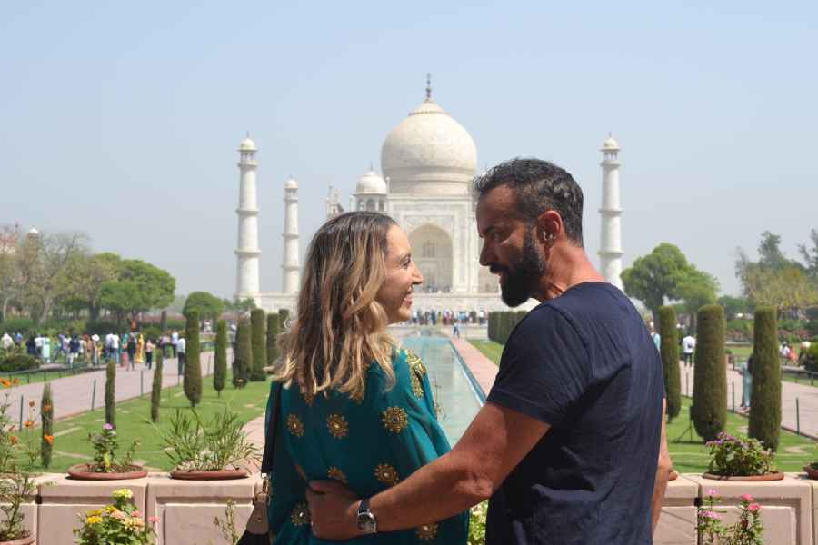 Ab Delhi: Taj Mahal & Agra Tour mit dem Gatimaan Expresszug