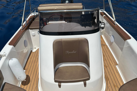 Marseille: Rent a private boat with a skipper private boat trip to calanques du frioul