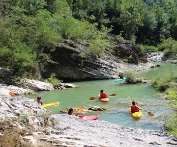 Fossombrone: Canoe Adventure at the Marmitte dei Giganti.