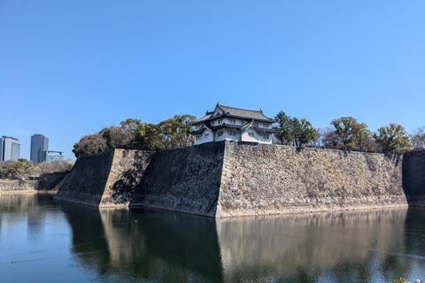 Osaka: Osaka Castle Guided Tour with Local Guide