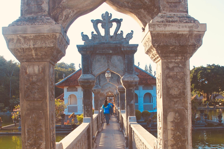 Bali: Private Tour to Lempuyang Temple, Tirta Gangga, and …