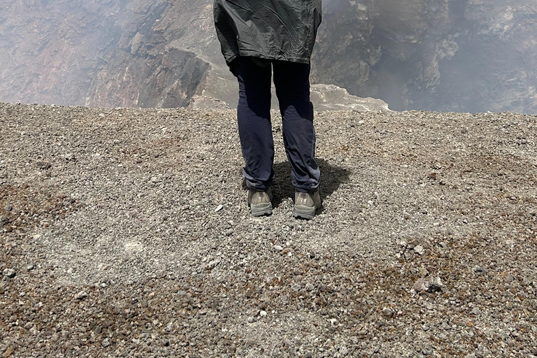 Etna: Krater Centralny (3340 m n.p.m.) z kolejką linową i jeepemEtna: wycieczka do krateru centralnego (3340)