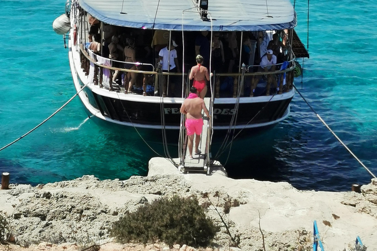Bugibba: Fernandes Cruise to Blue Lagoon in Comino (VTT)