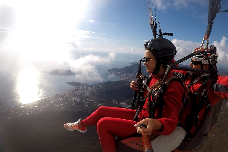 科托尔：串联滑翔伞飞行（含照片和视频）科托尔：双人滑翔伞飞行（含照片和视频）