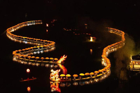 Yangshuo: Yulong River Night Bamboo Rafting Dragon Parade