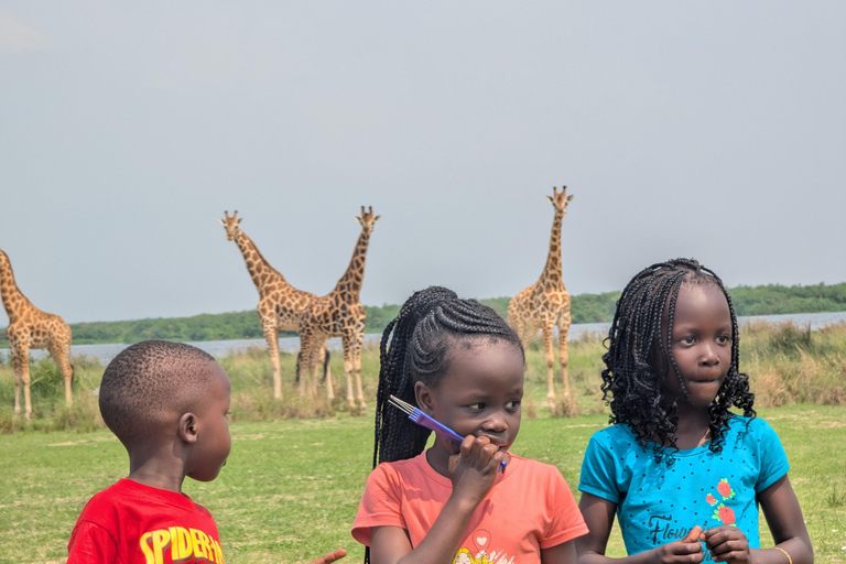 Kampala: 2-Day Best Murchison Falls Wildlife Adventure Tour