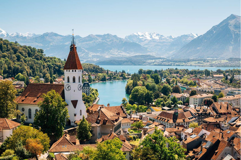 Visite privée en voiture de la capitale suisse, des châteaux et des lacs au départ de Lucerne