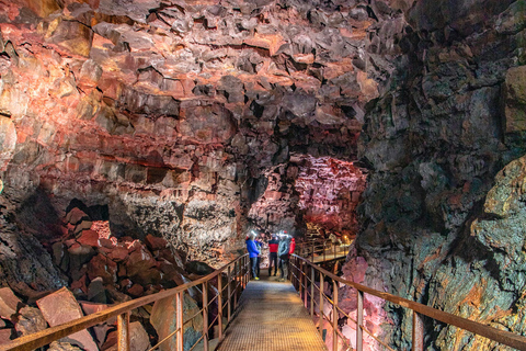 De Reykjavík : visite d'une grotte de lave en petit groupeVisite avec point de rencontre à la grotte de Raufarholshellir