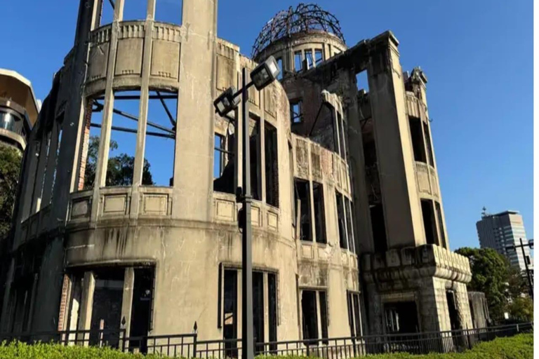 Hiroshima: Private Tour with Miyajima and Peace Park