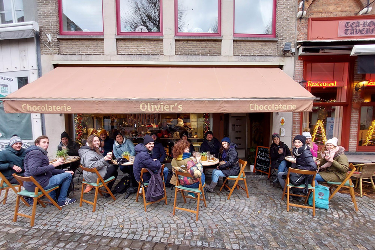 Wandeltour met warme chocolademelk en chocoladeproeverijWandeltour met warme chocolade en chocoladeproeverij