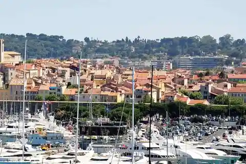 Au départ de Nice : Cannes et Antibes