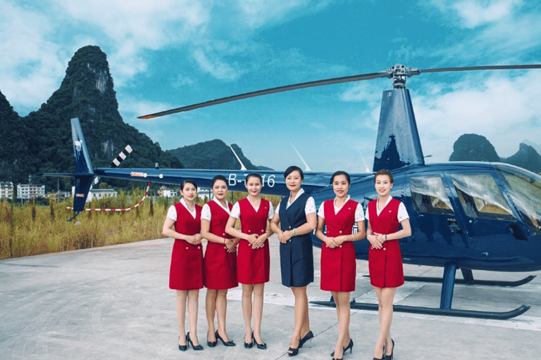 Yangshuo: Yulong rivier Helikopter Scenic Flight Experience