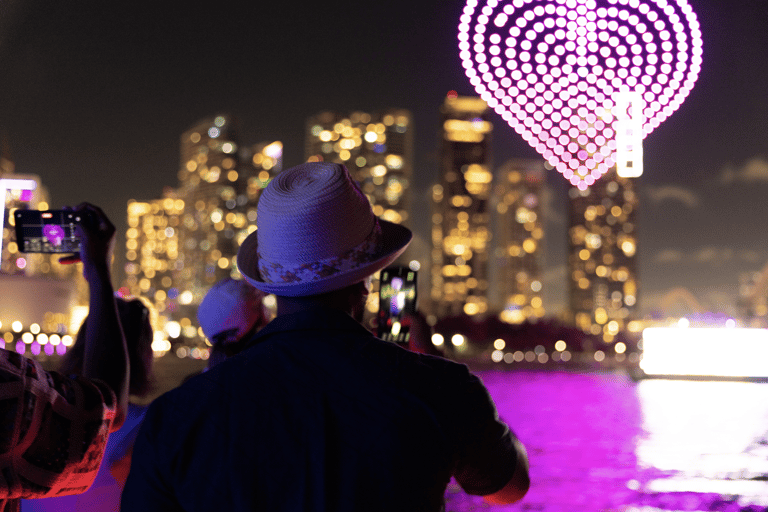 Miami: 4th of July Fireworks Cruise on Biscayne Bay
