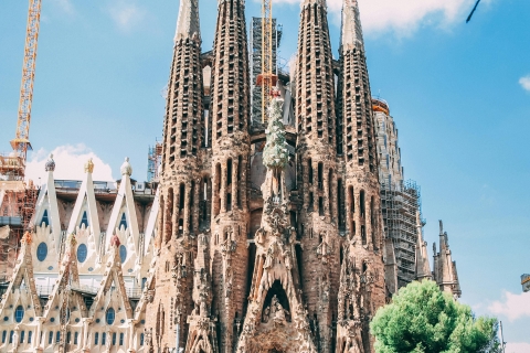Barcelona: privé begeleide Segway Tour door Gaudi's Barcelona