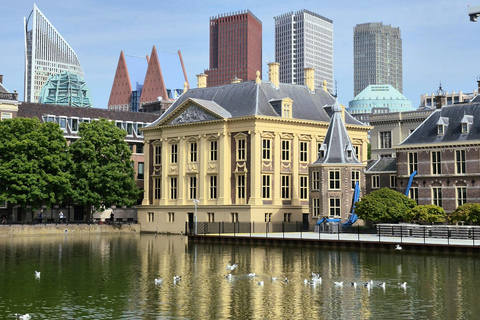 The Hague Private Walking Tour: Politics & Royal Heritage