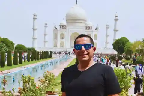 From Delhi: Same Day Taj Mahal, Agra Day Tour By Car