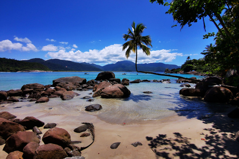 Ilha Grande: 360° Circumnavigation Speed Boat Tour - 8h